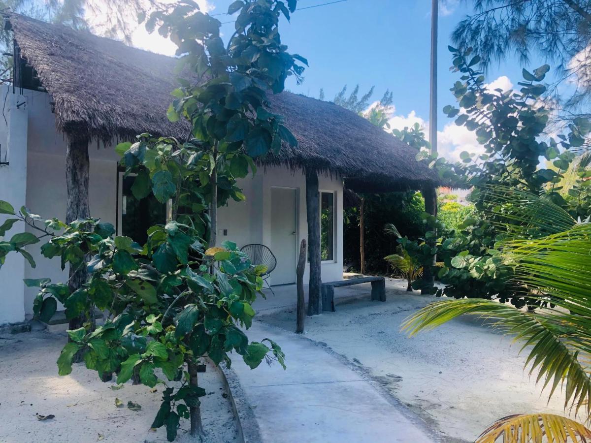 Sea By C Apartments (Adults Only) Cancún Zewnętrze zdjęcie